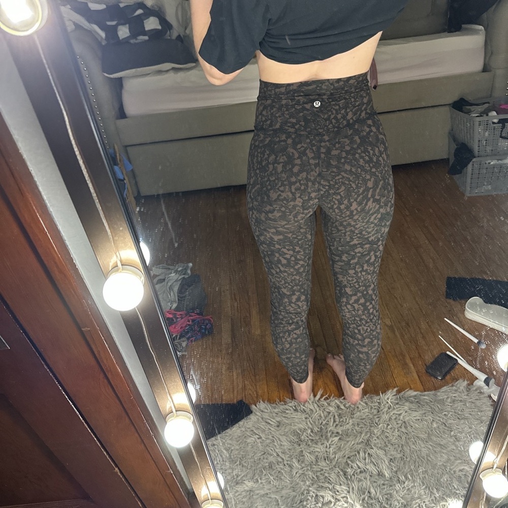 lululemon leggings!